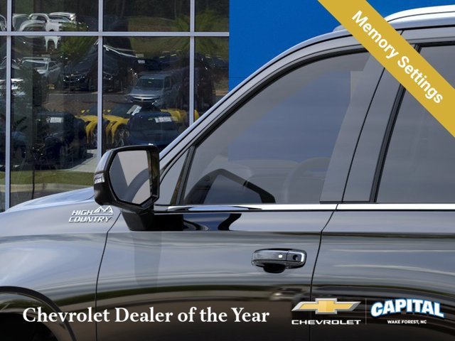 New 2026 Chevrolet Tahoe High Country AWD/4WD image 12