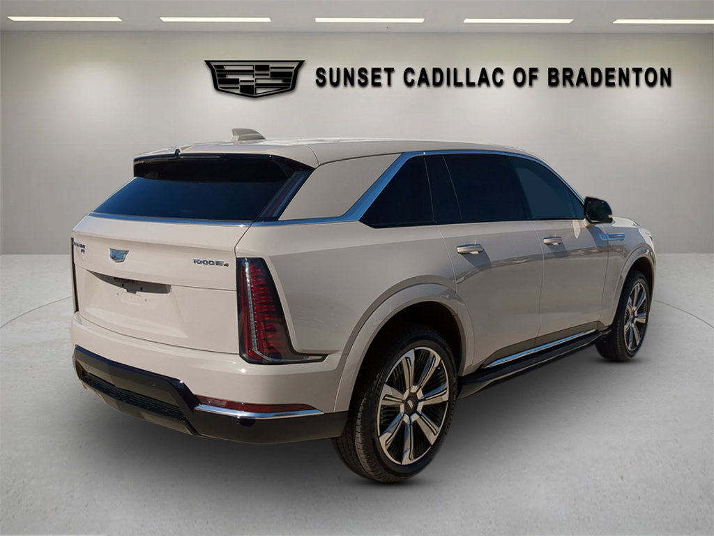 New 2026 Cadillac Escalade IQ Luxury 2 image 4