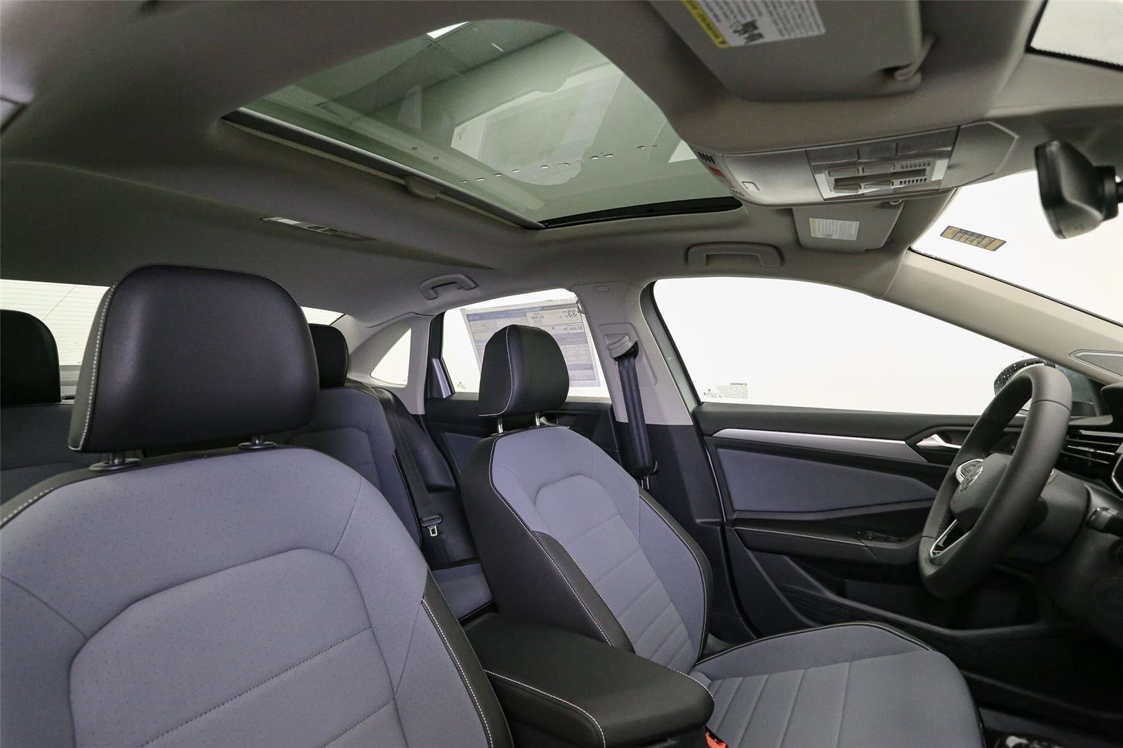 New 2025 Volkswagen Jetta SE image 14