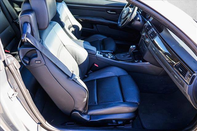 Used 2011 BMW 335i Convertible RWD image 26