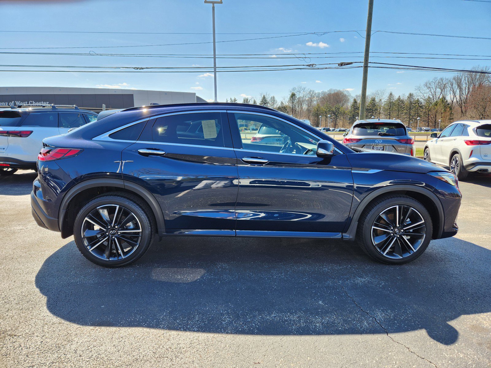 Used 2023 INFINITI QX55 Luxe w/ Cargo Package image 6