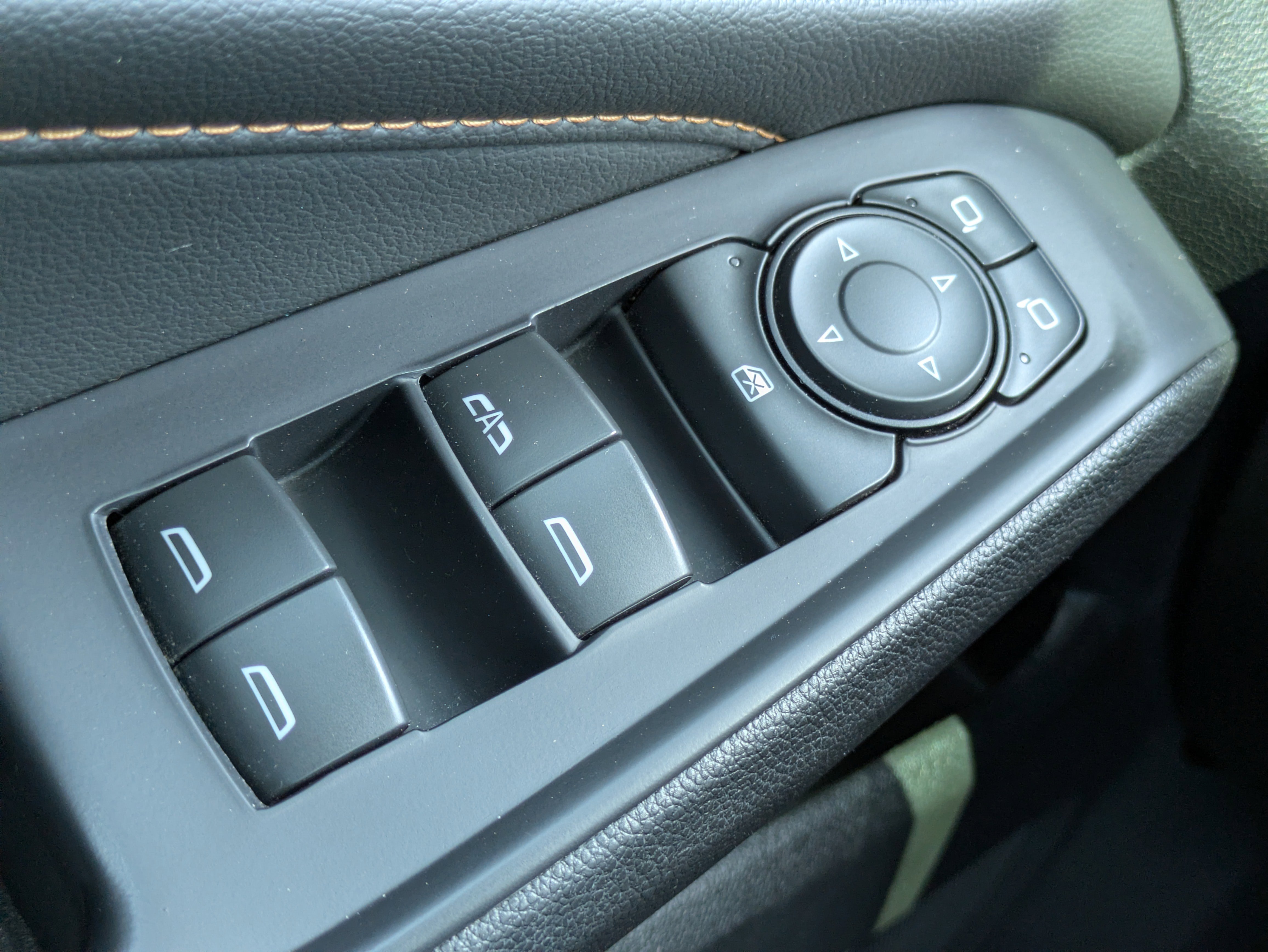 Used 2020 Chevrolet Traverse LT image 15