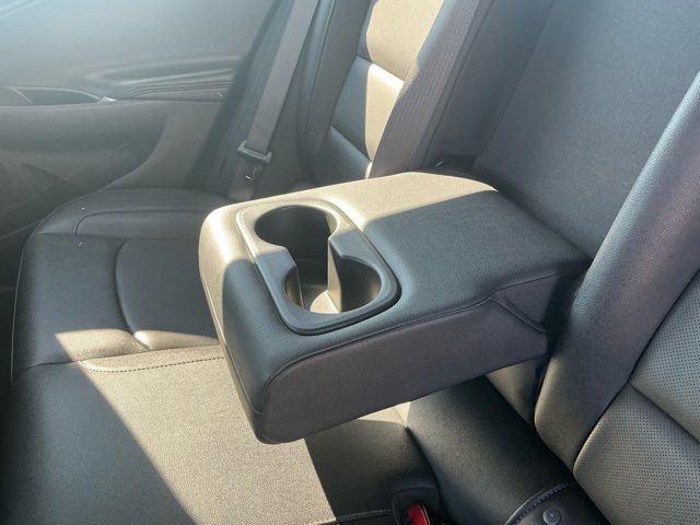 Used 2024 Chevrolet Malibu LT image 36