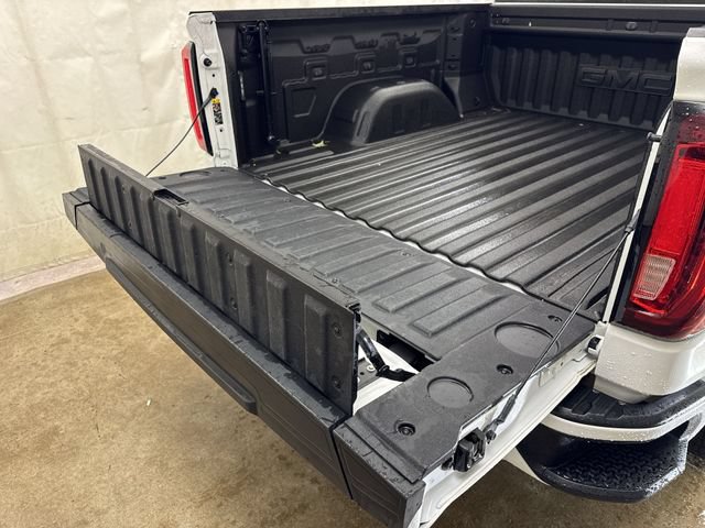 Certified 2025 GMC Sierra 1500 AT4 AWD/4WD image 26