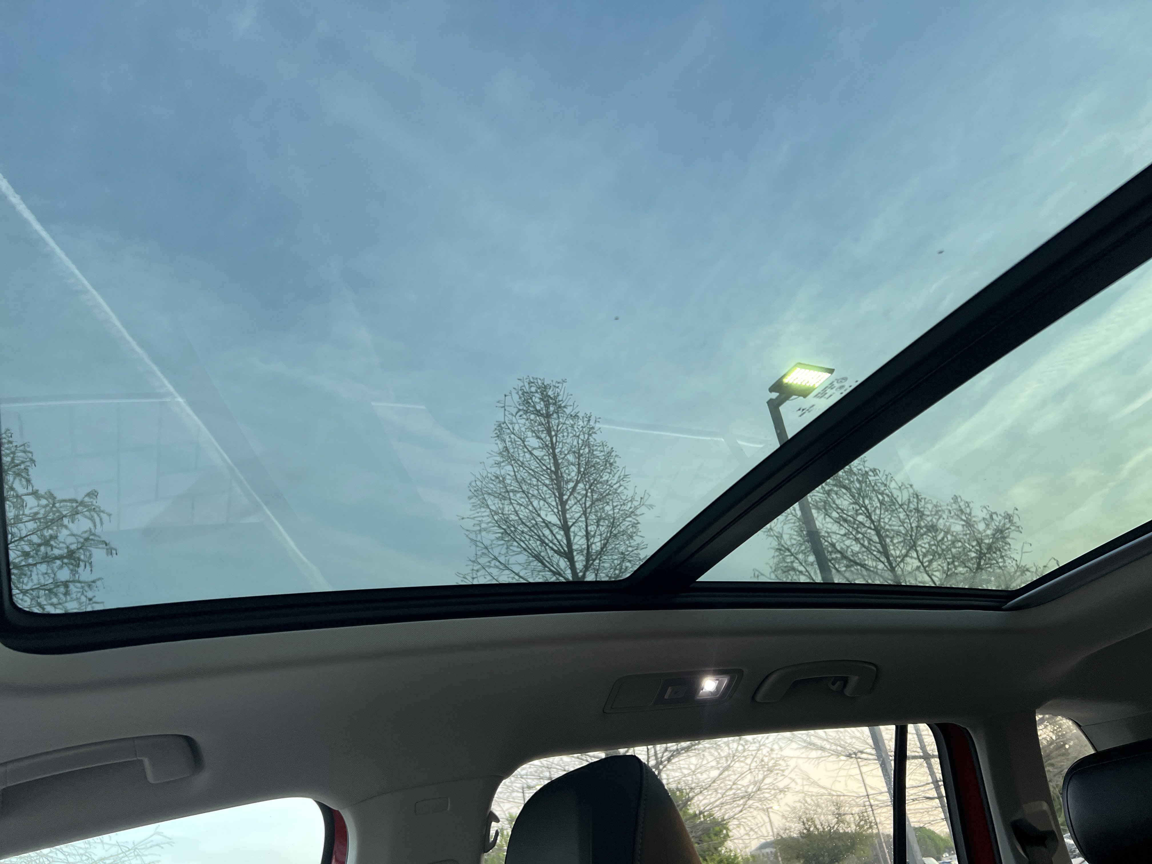 Used 2019 Volkswagen Tiguan SEL image 26