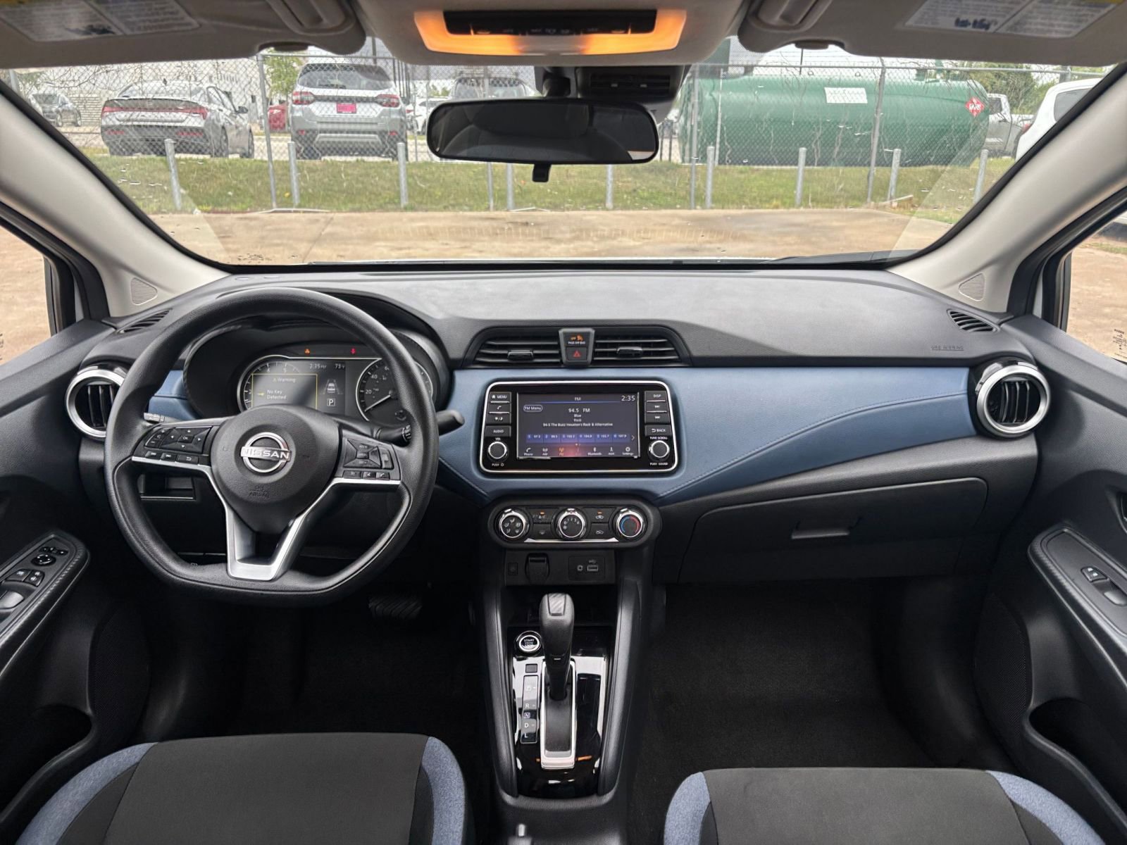 Used 2025 Nissan Versa SV image 31