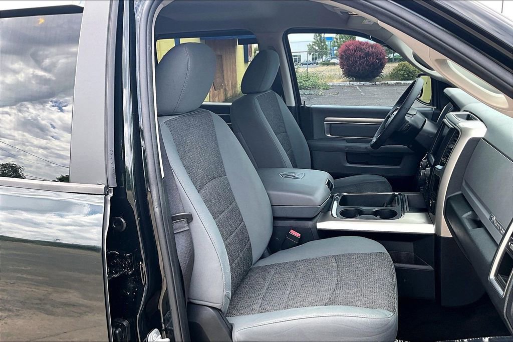 Used 2016 RAM 1500 Big Horn AWD/4WD image 10