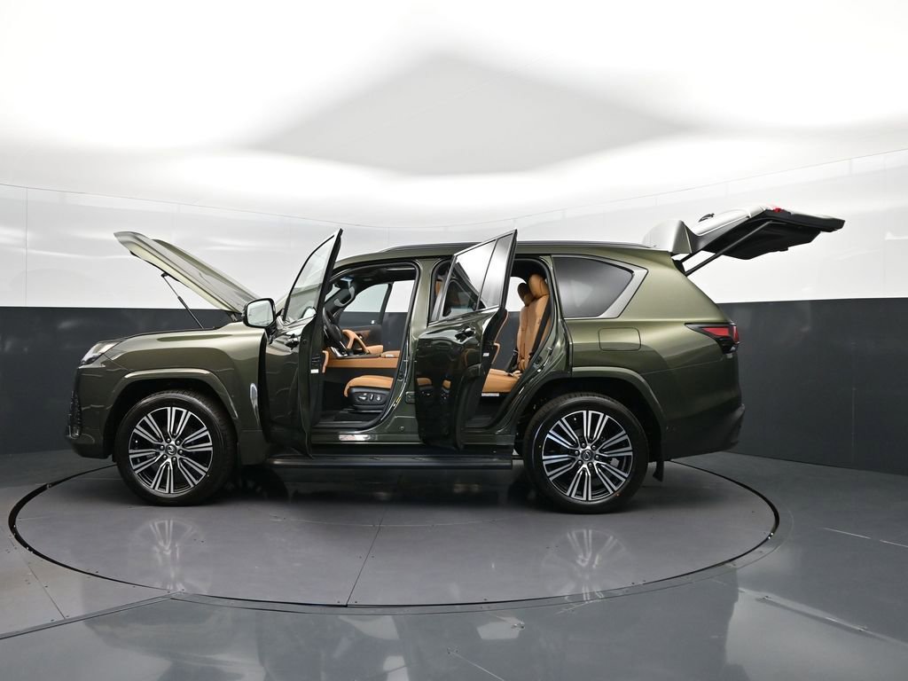 New 2026 Lexus LX 700h Luxury image 50