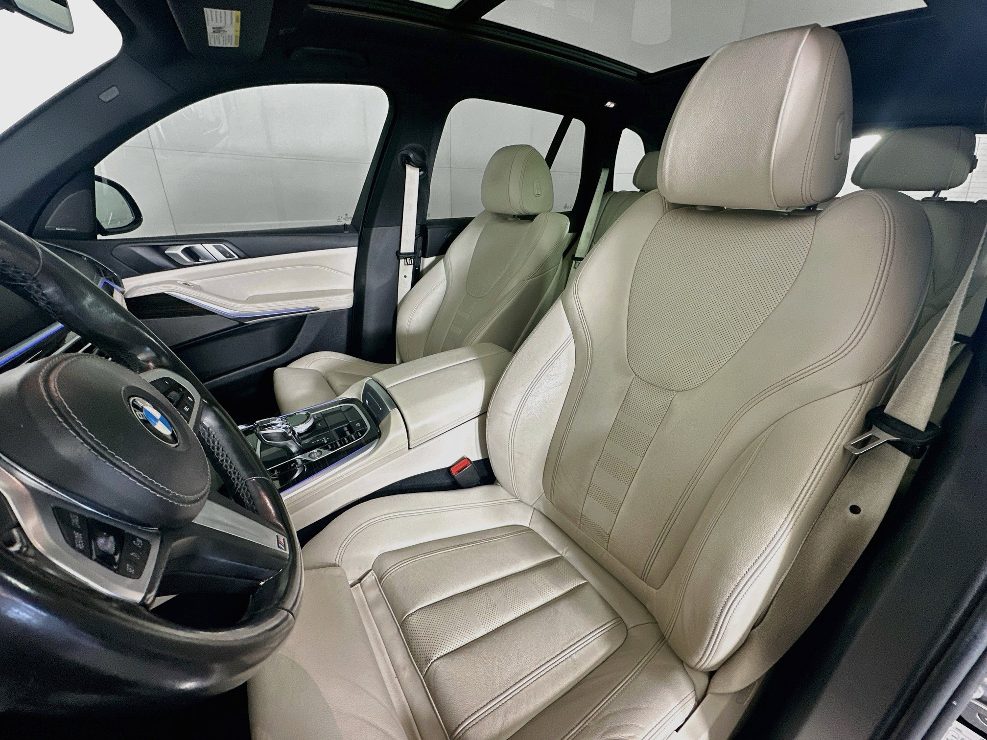 Used 2020 BMW X5 sDrive40i w/ M Sport Package RWD image 13