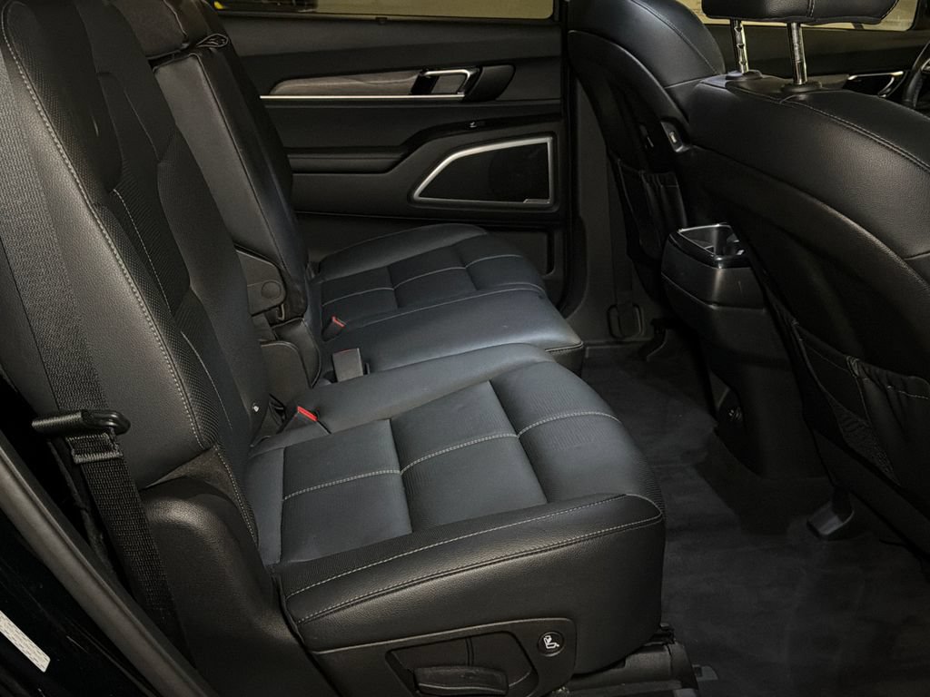 Used 2022 Kia Telluride EX AWD/4WD image 16