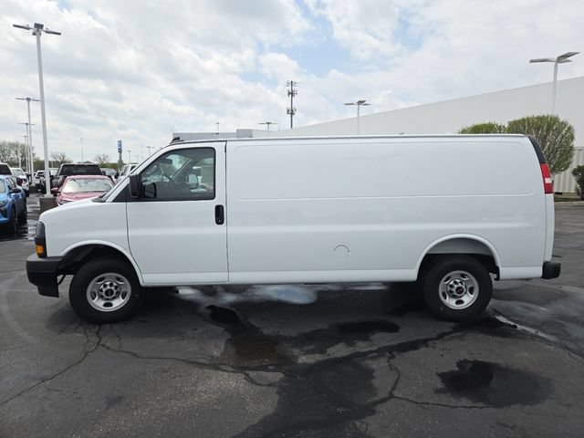 New 2025 GMC Savana 3500 Extended w/ Driver Convenience Package RWD image 13