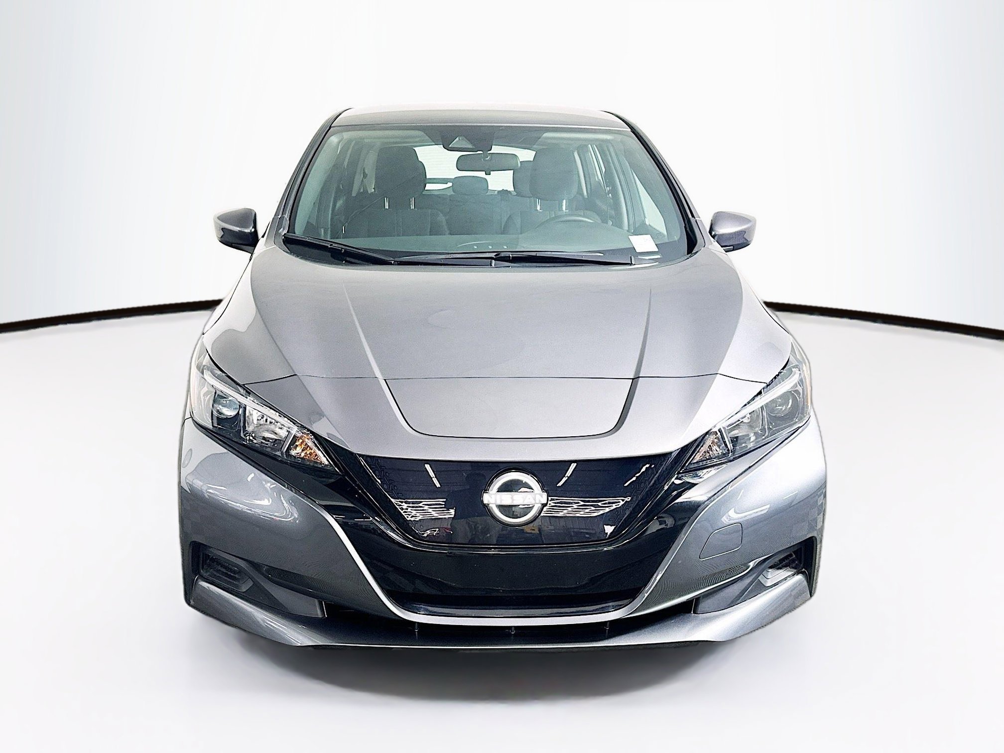 Used 2024 Nissan Leaf S FWD image 2