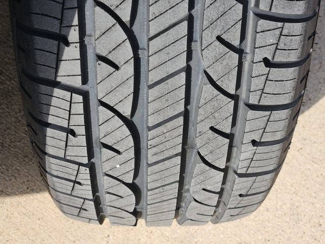 Used 2022 Chevrolet Traverse RS FWD image 19