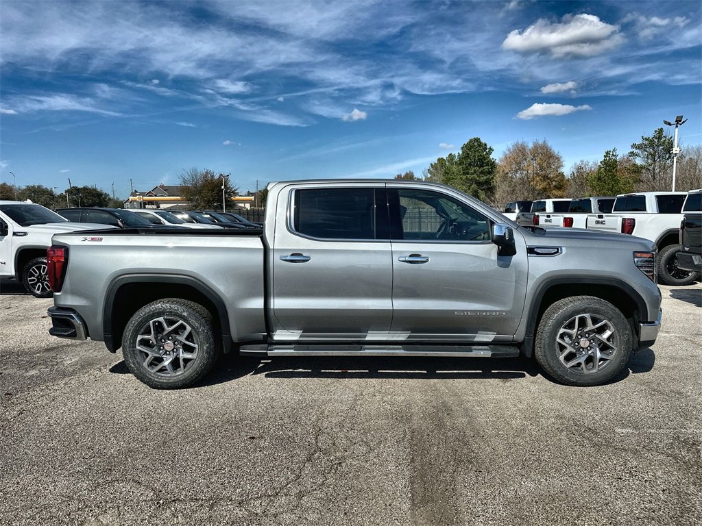 New 2026 GMC Sierra 1500 SLT image 10