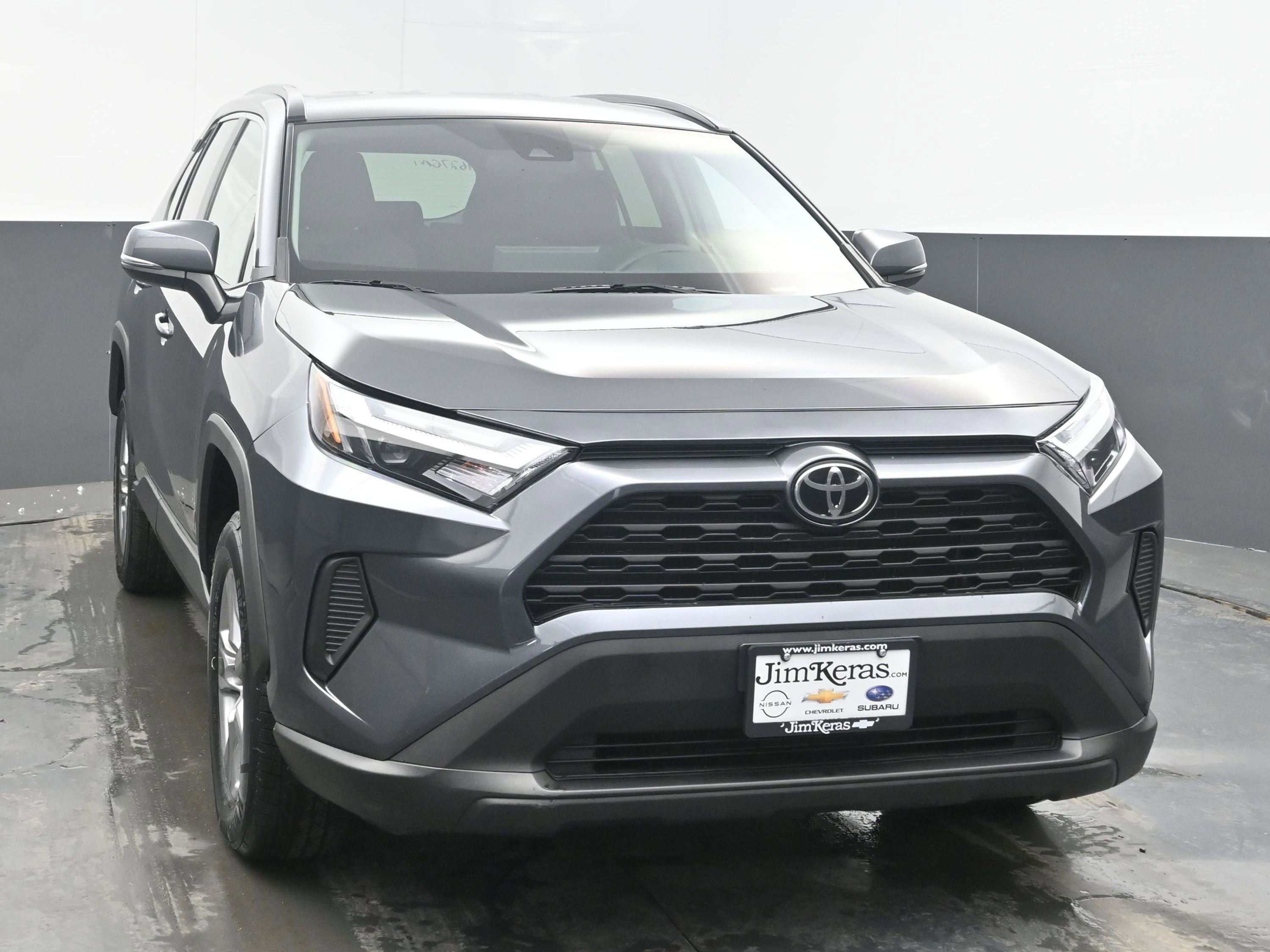 Used 2023 Toyota RAV4 XLE image 3