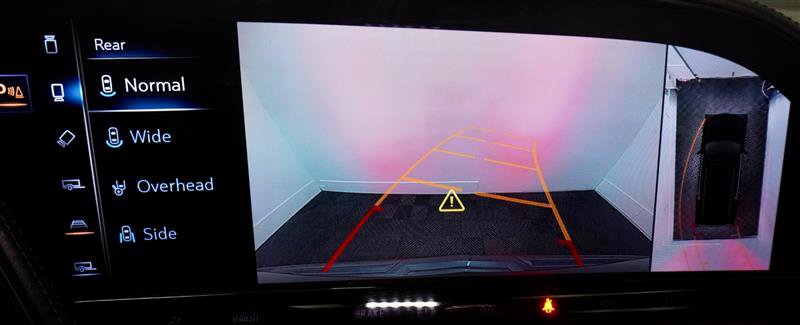 Used 2021 Cadillac Escalade Premium Luxury w/ Driver Assist Tech Package image 19