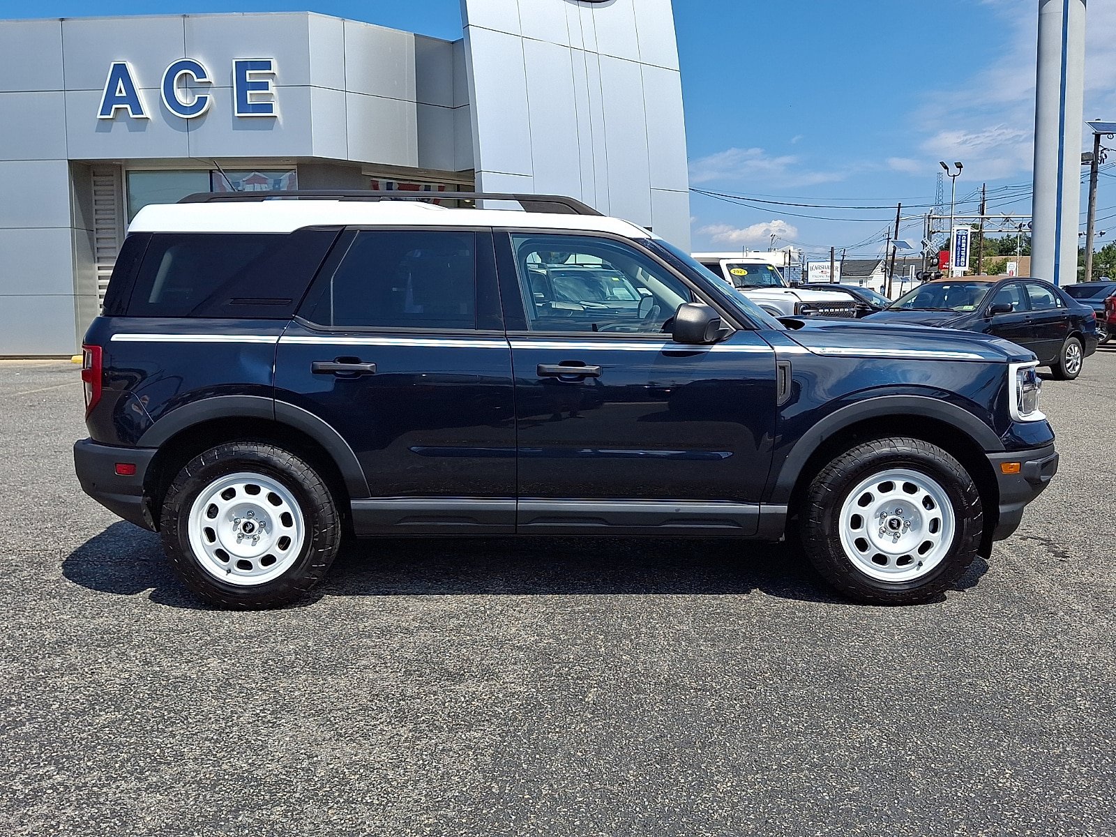 Certified 2023 Ford Bronco Sport Heritage w/ Heritage Convenience Package AWD/4WD image 7