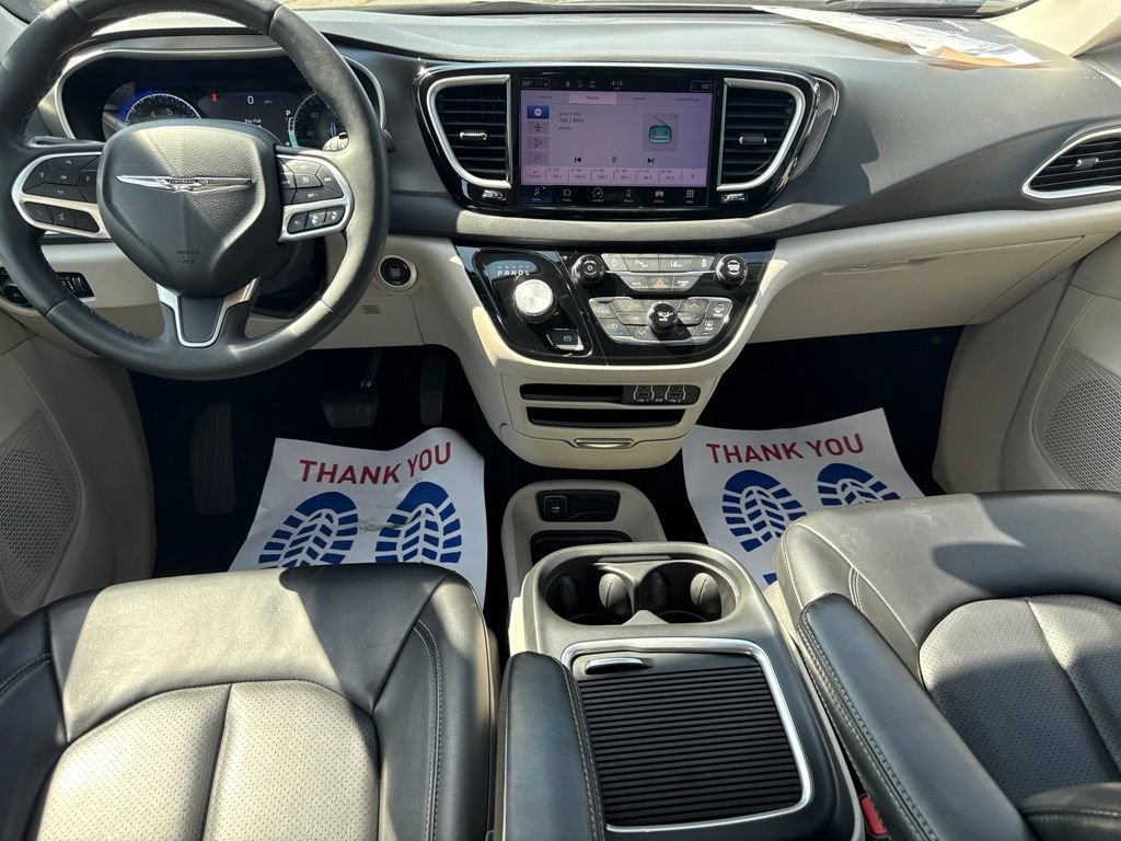 Certified 2023 Chrysler Pacifica Touring-L FWD image 36
