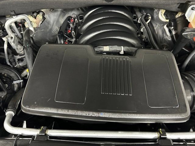 Used 2024 GMC Yukon XL Denali w/ Denali Reserve Package AWD/4WD image 10
