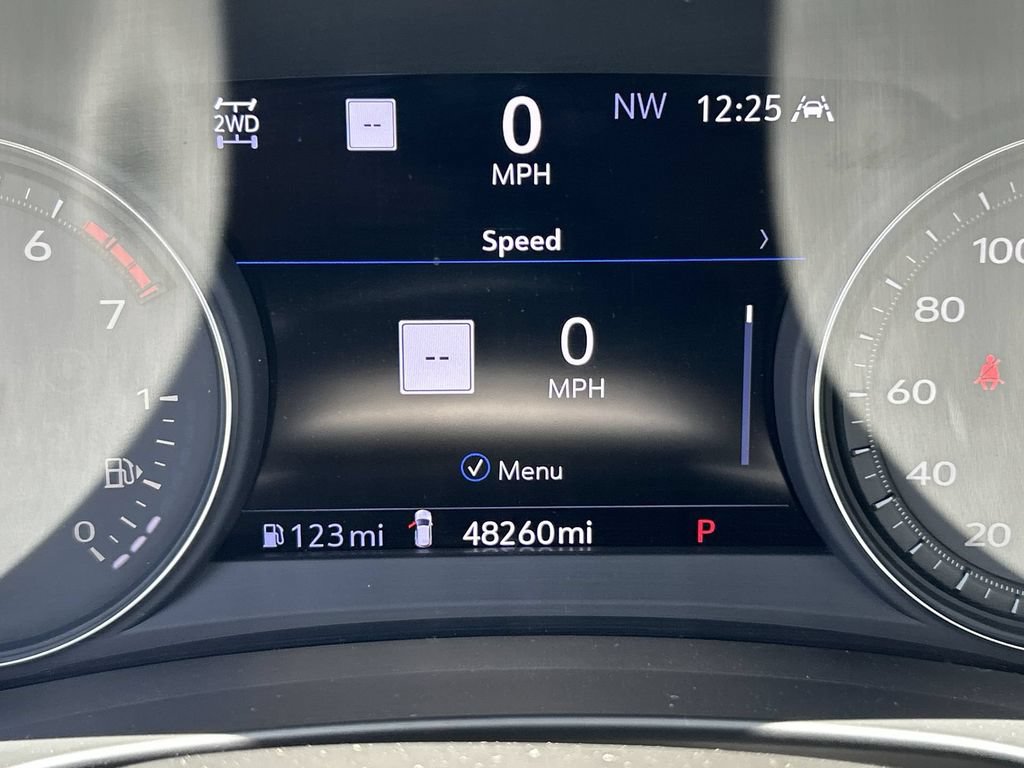 Used 2021 Cadillac XT4 Premium Luxury AWD/4WD image 12