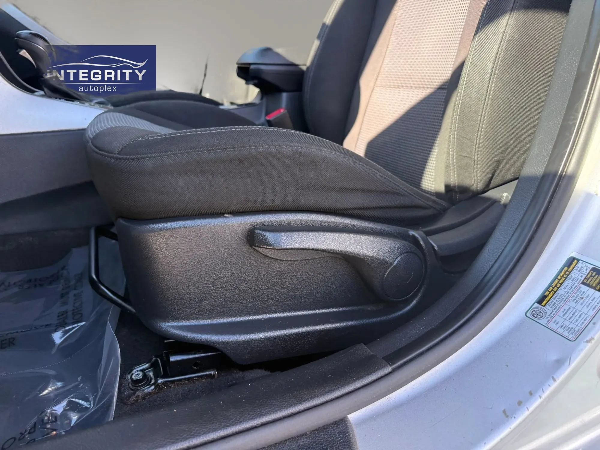 Used 2015 Hyundai Elantra GT FWD image 14