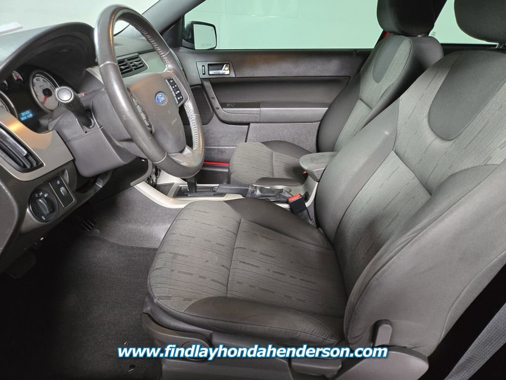 Used 2008 Ford Focus SE FWD image 14