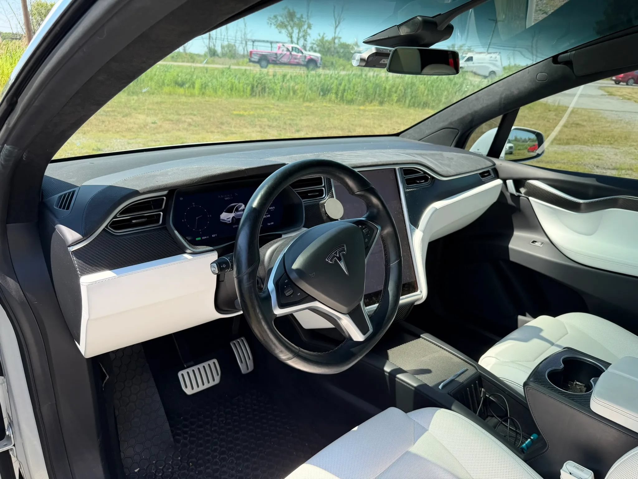 Used 2016 Tesla Model X 90D AWD/4WD image 9