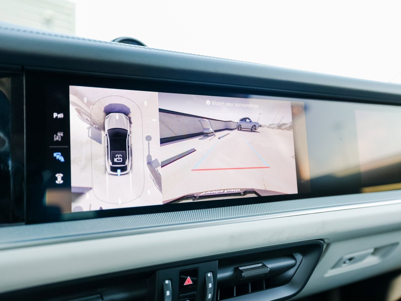 New 2026 Porsche Cayenne S image 19