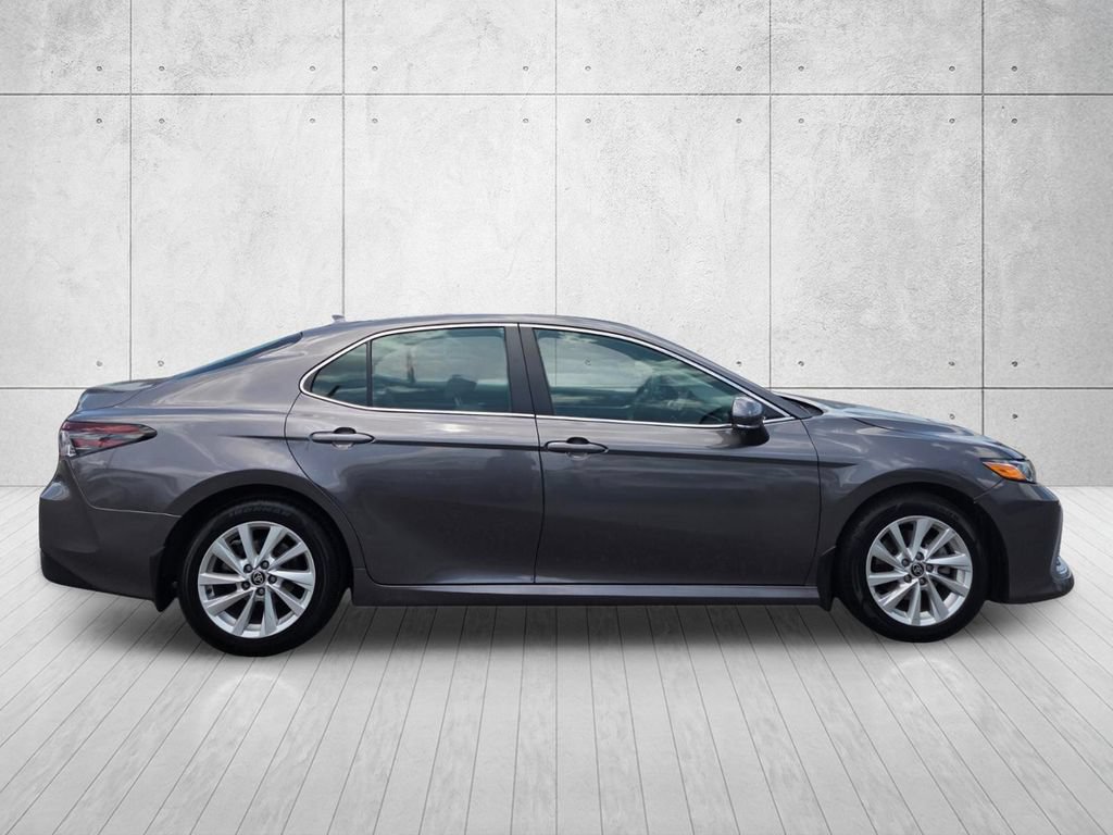 Used 2024 Toyota Camry LE w/ Convenience Package FWD image 5