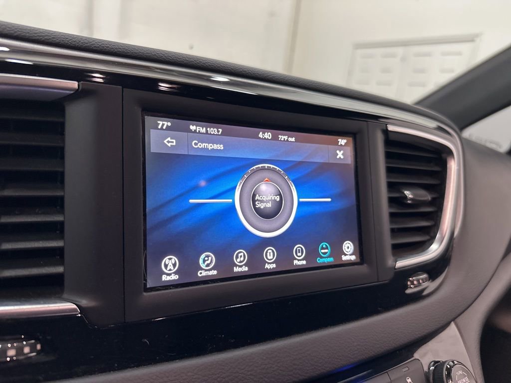 Used 2018 Chrysler Pacifica Touring Plus w/ S Appearance Package image 45