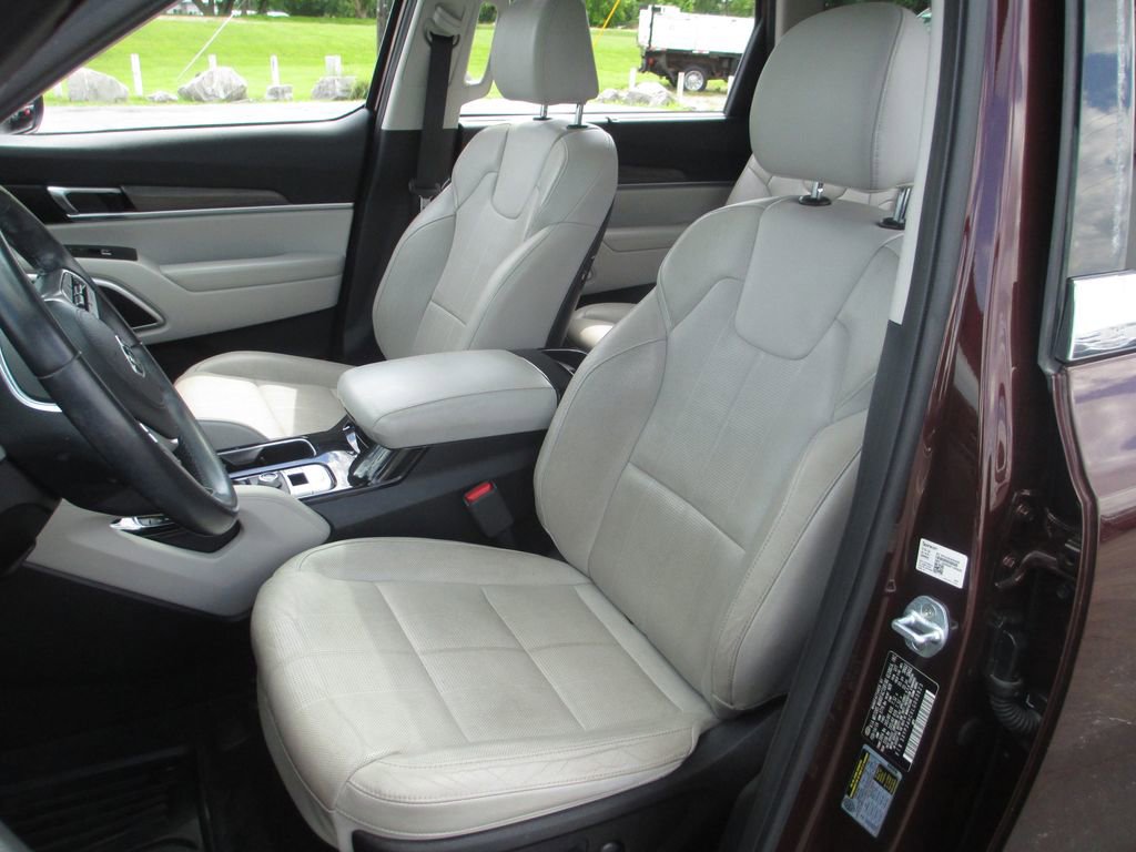 Used 2020 Kia Telluride EX FWD image 19