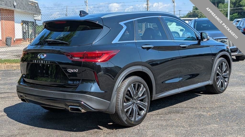 Certified 2022 INFINITI QX50 Luxe w/ Appearance Package image 3