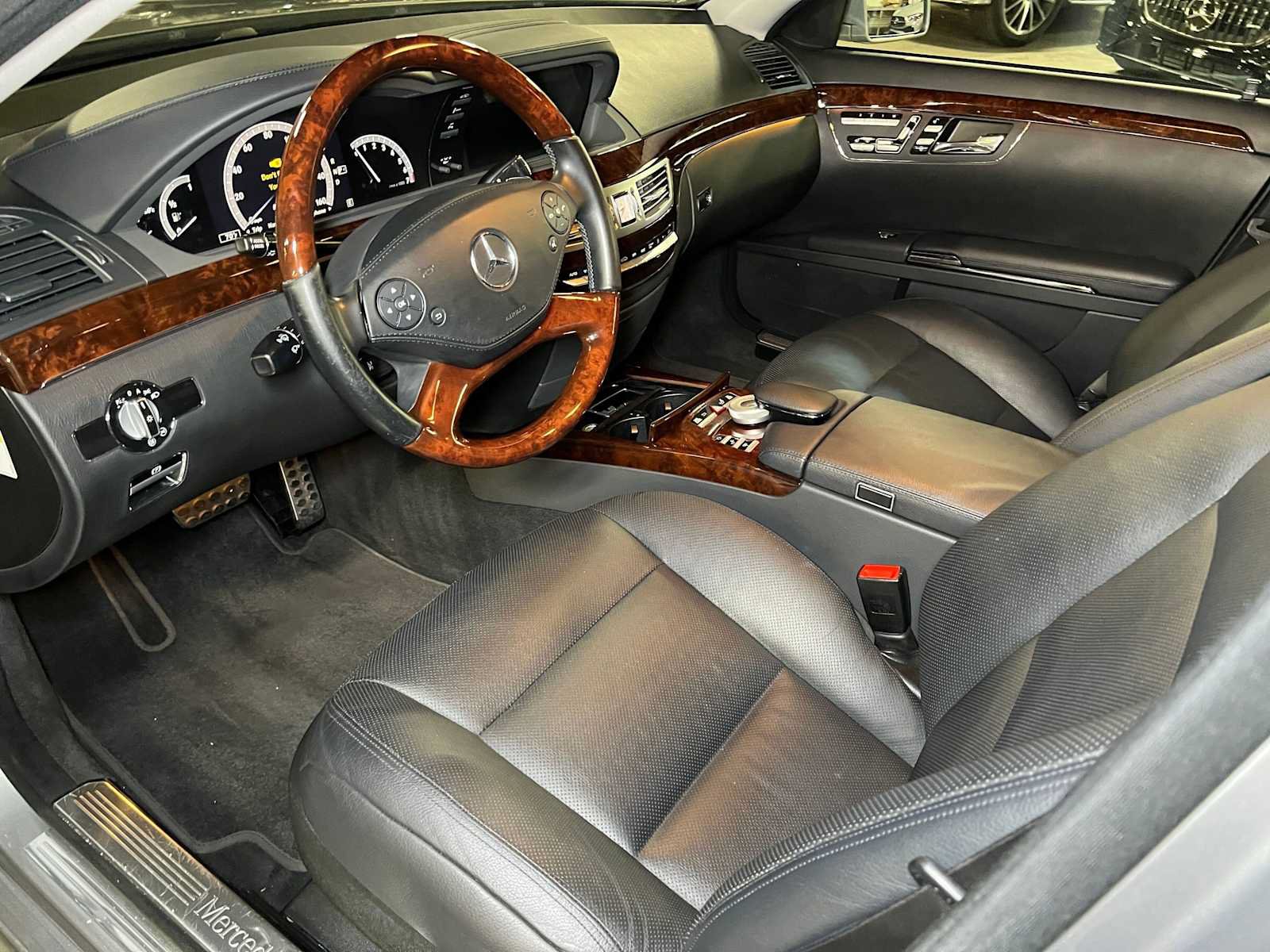 Used 2013 Mercedes-Benz S 550 image 26