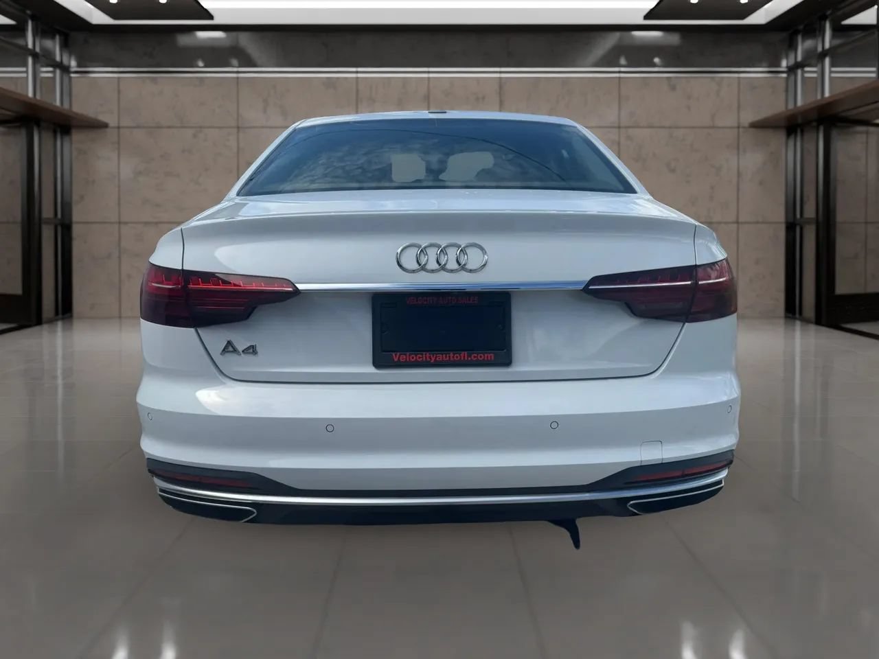 Used 2020 Audi A4 2.0T Premium Plus w/ Premium Plus Package FWD image 4