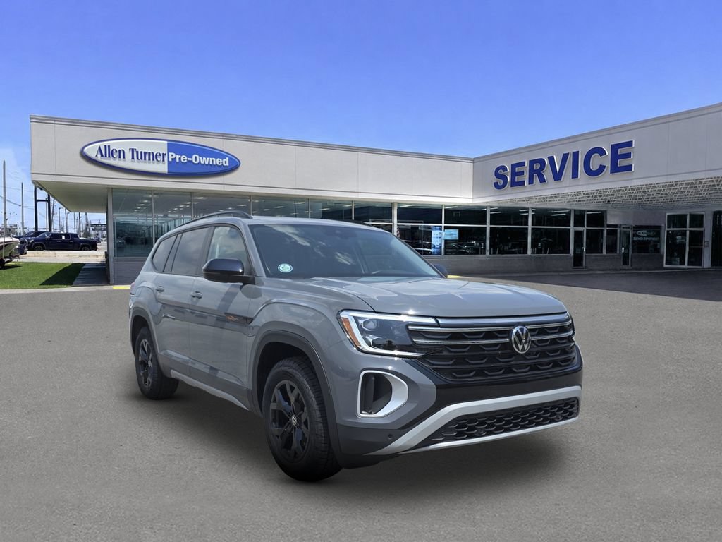 Used 2026 Volkswagen Atlas Peak Edition AWD/4WD image 2