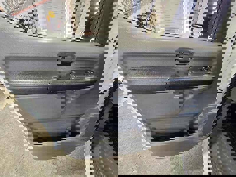 Used 2019 Nissan NV 2500 SV image 12