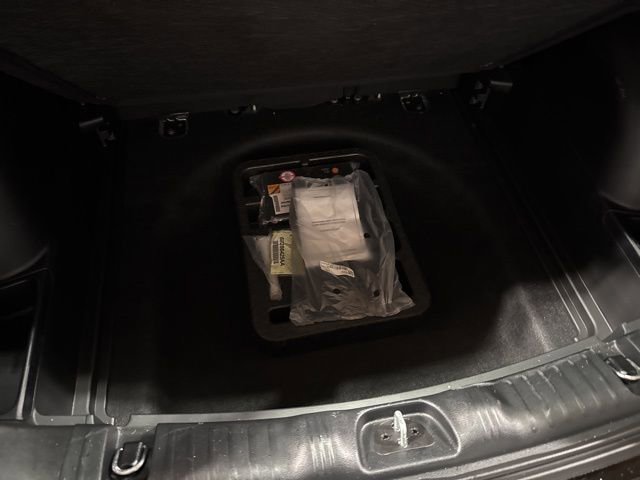 Used 2023 Jeep Compass Limited AWD/4WD image 27