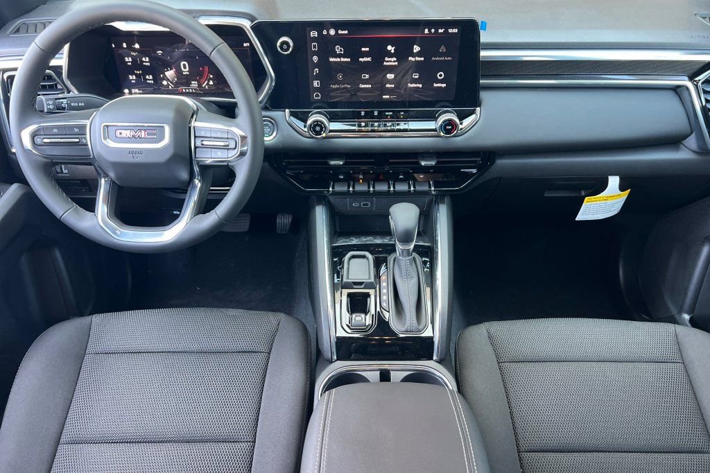 New 2025 GMC Canyon Elevation w/ Technology Package image 10