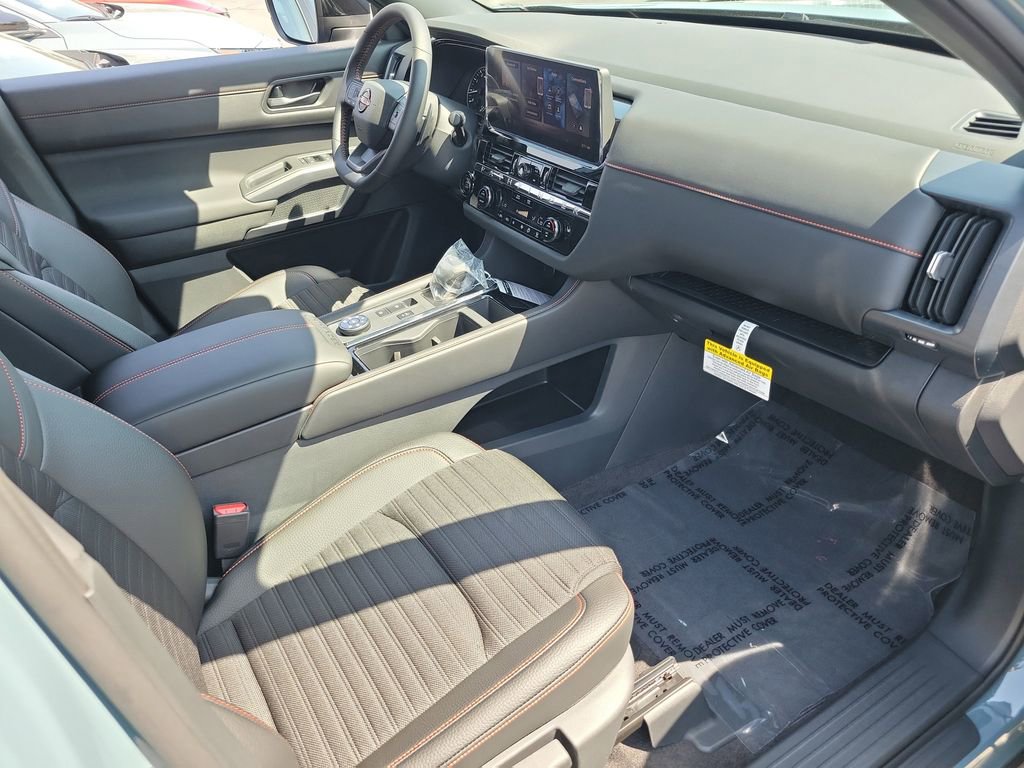 New 2026 Nissan Pathfinder Rock Creek AWD/4WD image 12