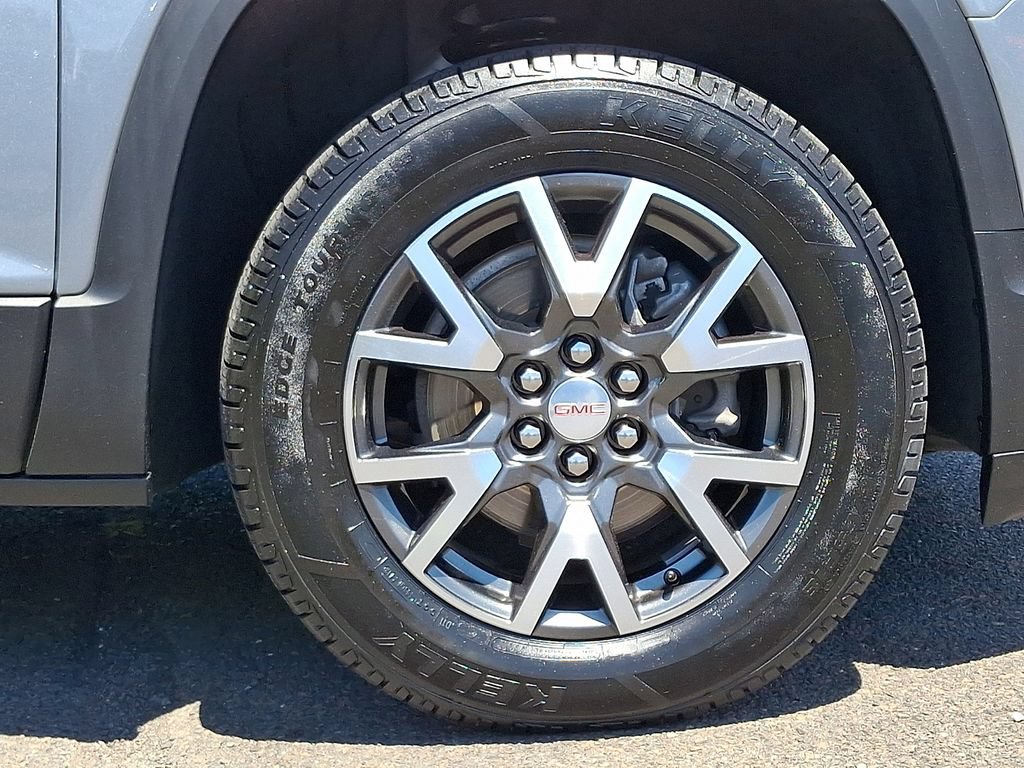 Certified 2023 GMC Acadia SLT AWD/4WD image 7