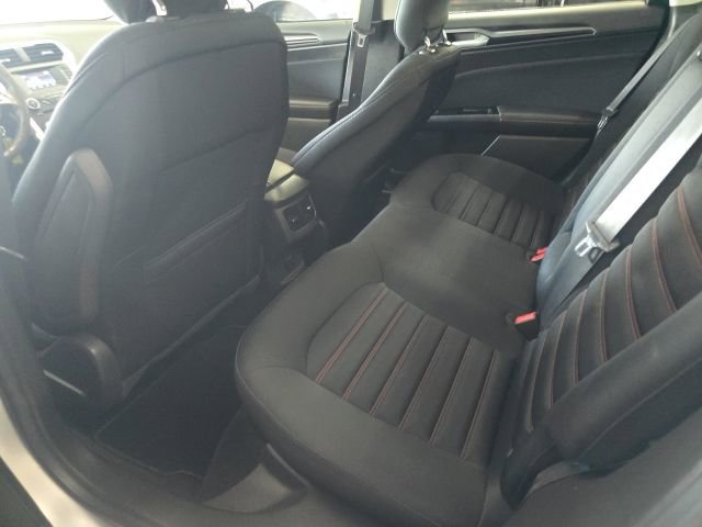 Used 2014 Ford Fusion SE w/ Equipment Group 201A image 13