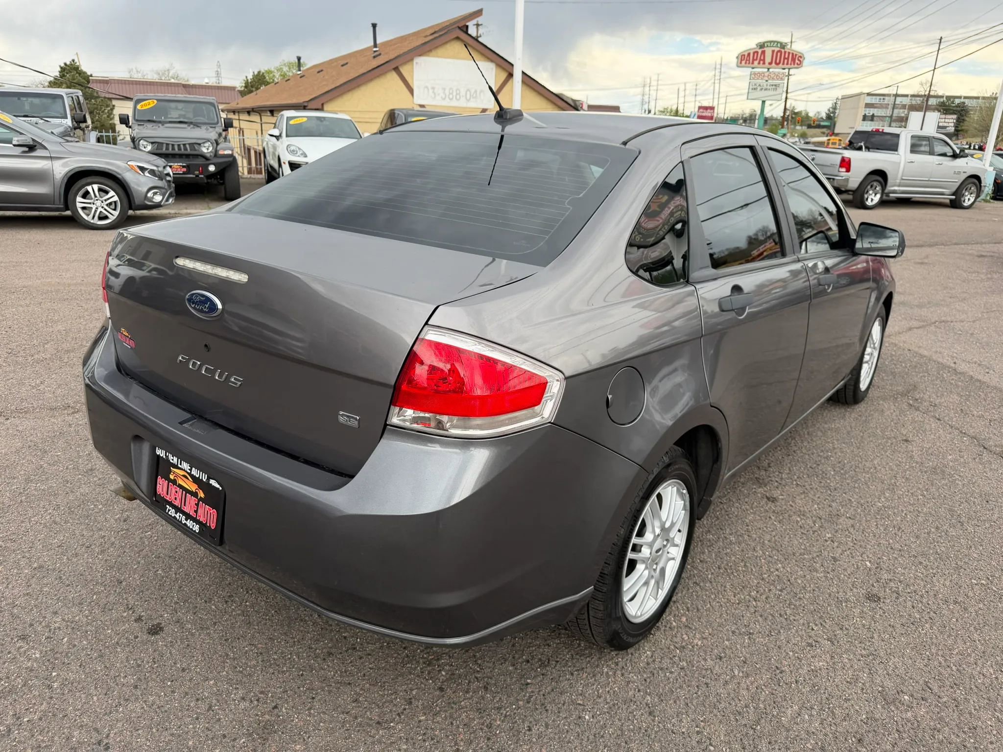 Used 2009 Ford Focus SE image 8