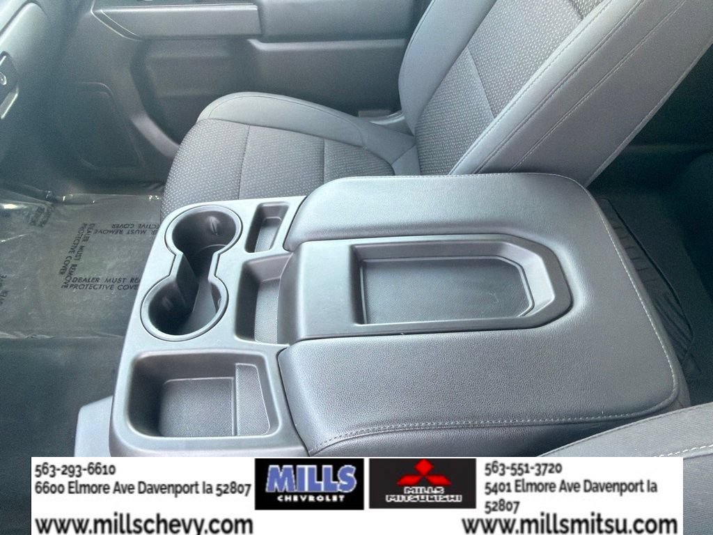 Used 2019 Chevrolet Silverado 1500 Custom Trail Boss w/ Custom Convenience Package AWD/4WD image 19