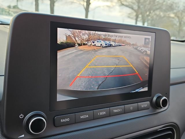 Used 2023 Hyundai Kona SE image 21