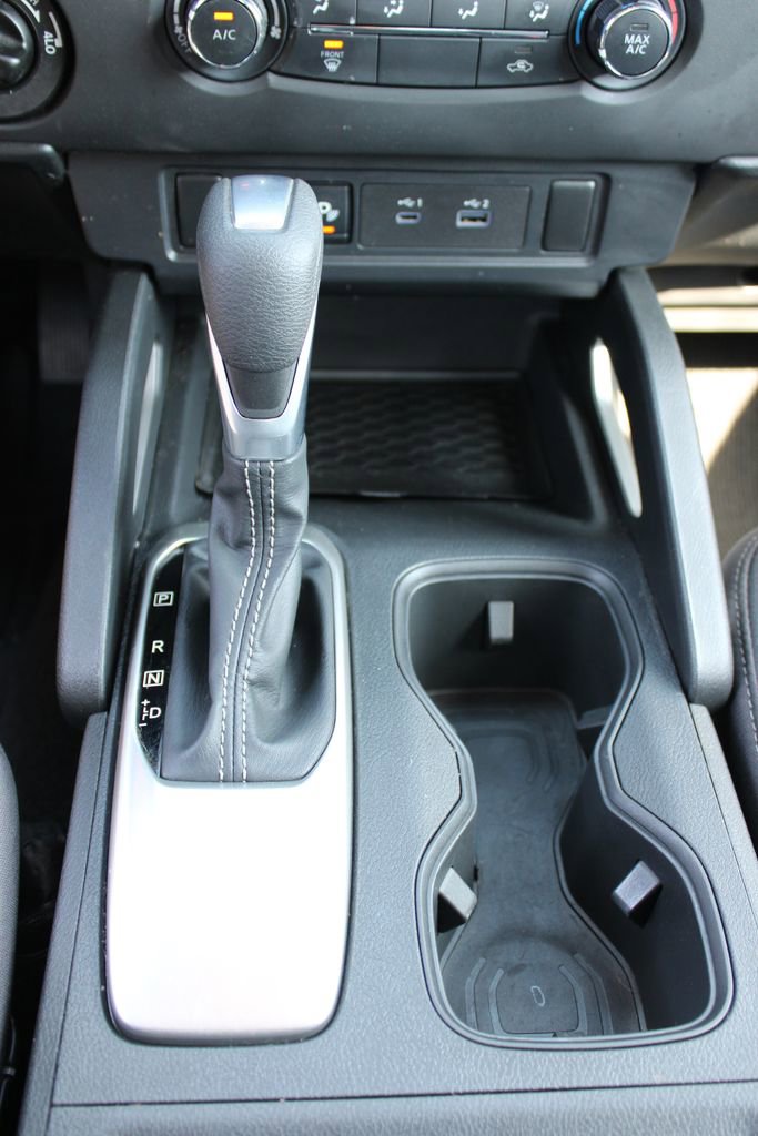 Used 2025 Nissan Frontier SV image 37
