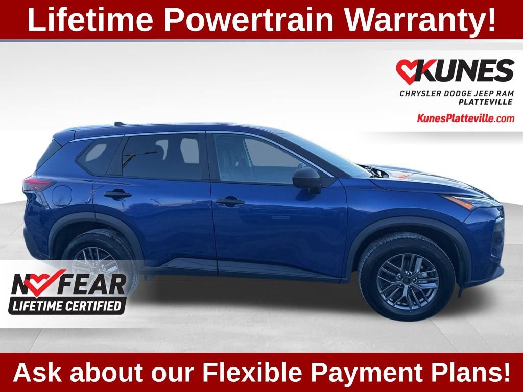 Used 2023 Nissan Rogue S image 3