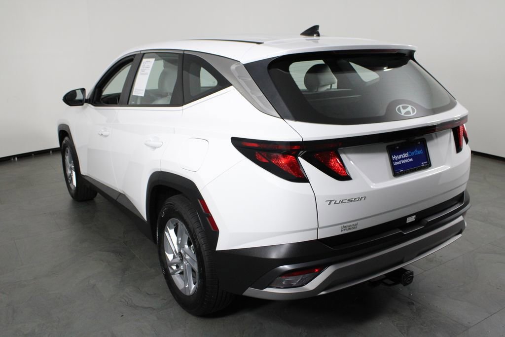 Certified 2026 Hyundai Tucson SE image 4