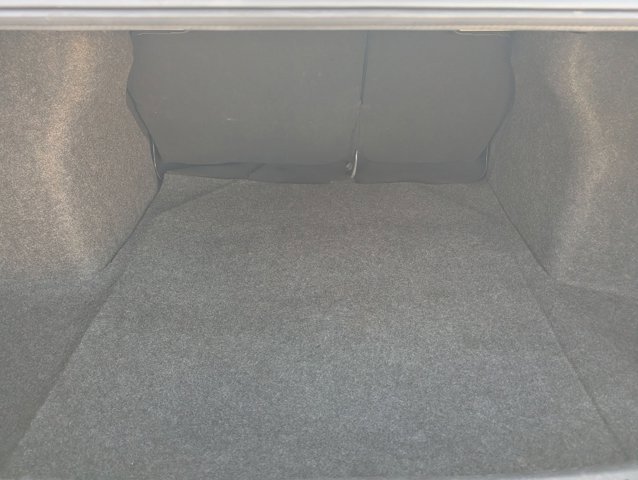 Used 2021 Nissan Versa S image 17