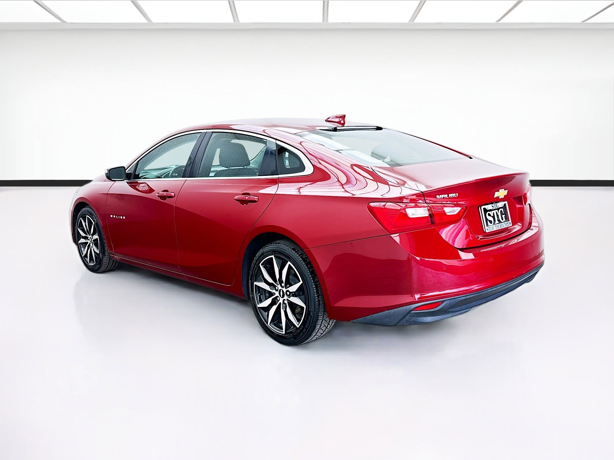 Used 2018 Chevrolet Malibu LT w/ Driver Confidence Package image 6