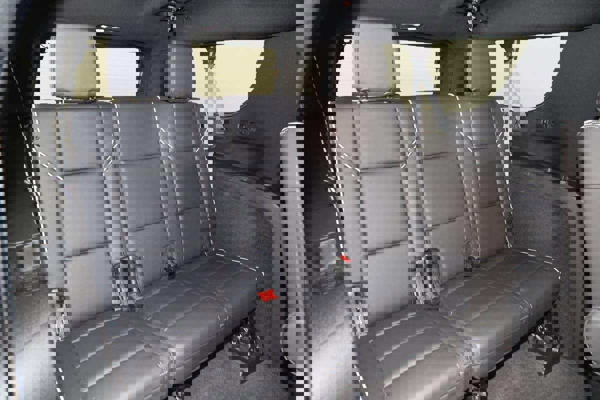 Used 2022 Cadillac Escalade ESV Premium Luxury image 15